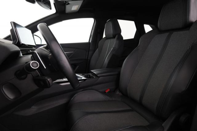 Peugeot 3008 image 1