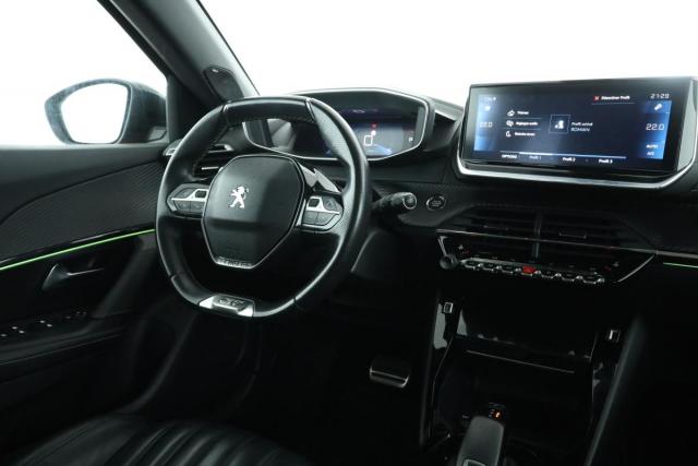 Peugeot 2008 image 6