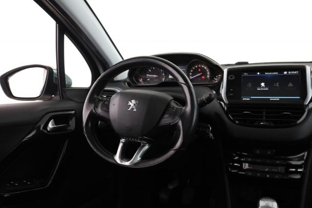Peugeot 208 image 5