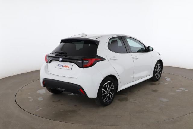 Toyota Yaris image 9