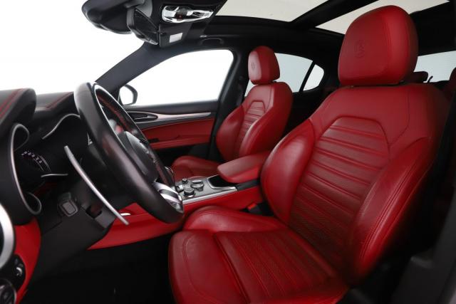 Alfa Romeo Stelvio image 3
