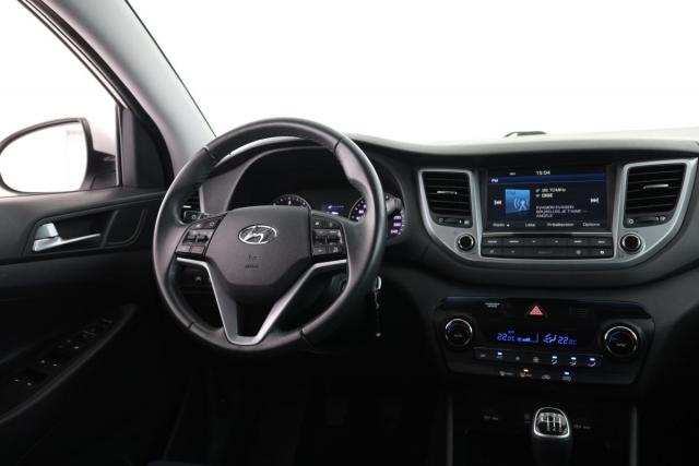 Hyundai Tucson image 8