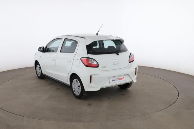 Mitsubishi Space Star image 8