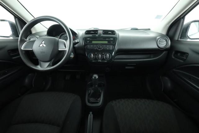 Mitsubishi Space Star image 3