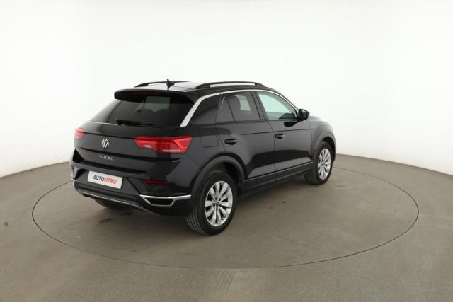 Volkswagen T-Roc image 8