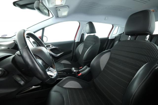 Peugeot 2008 image 4