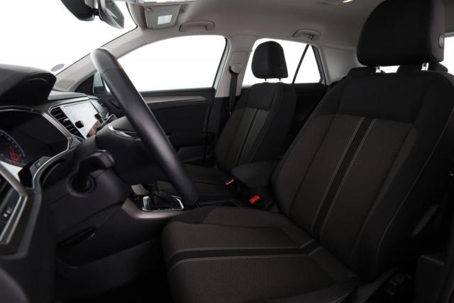 Volkswagen T-Roc image 8