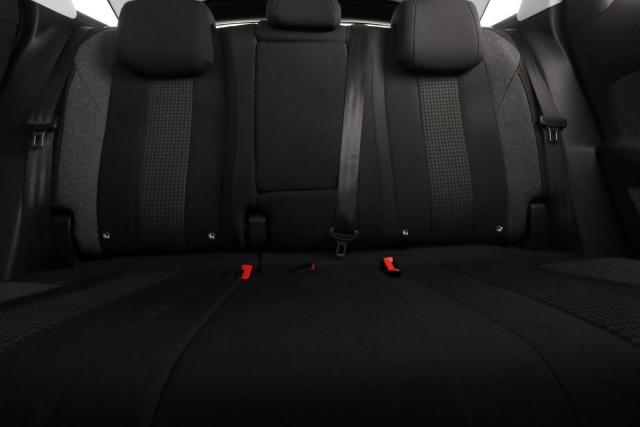 Peugeot 3008 image 1