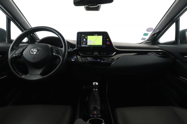 Toyota C-Hr image 7