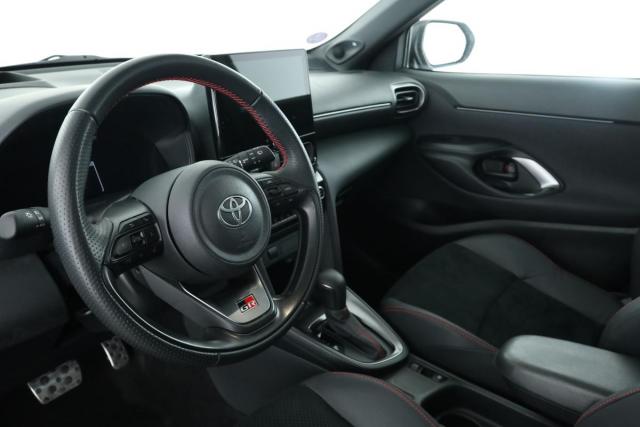 Toyota Yaris Cross image 9