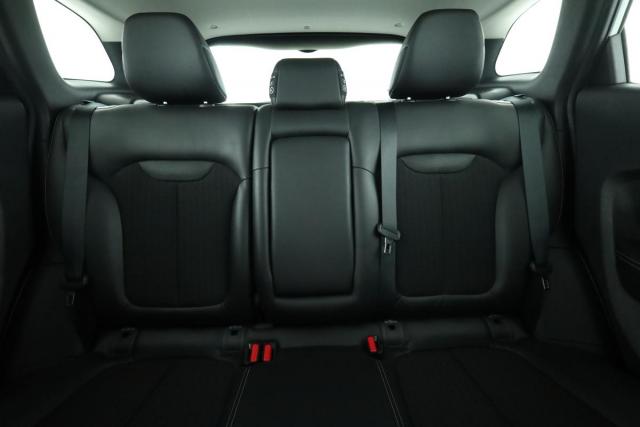 Renault Kadjar image 2