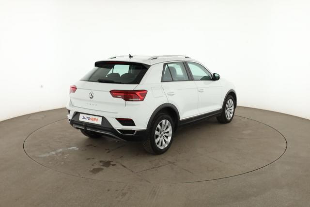 Volkswagen T-Roc image 3