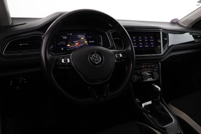 Volkswagen T-Roc image 7