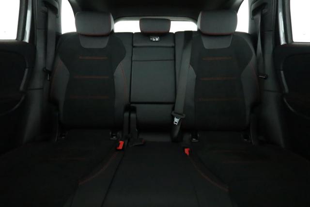 Mercedes Benz Glb image 4