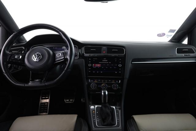Volkswagen Golf image 3