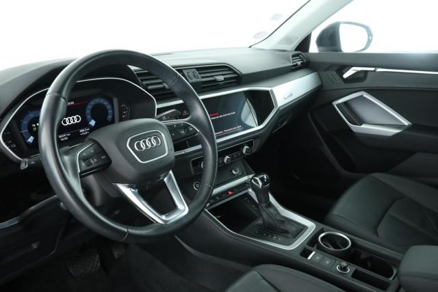 Audi Q3 image 8