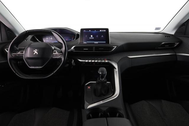 Peugeot 3008 image 1