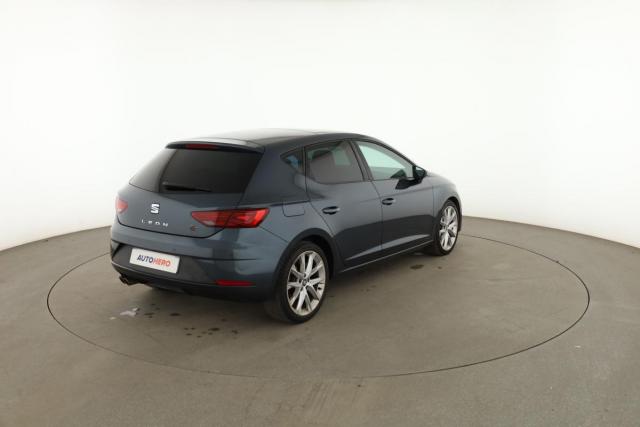 Seat Leon image 2