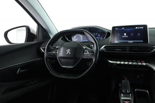 Peugeot 3008 image 3