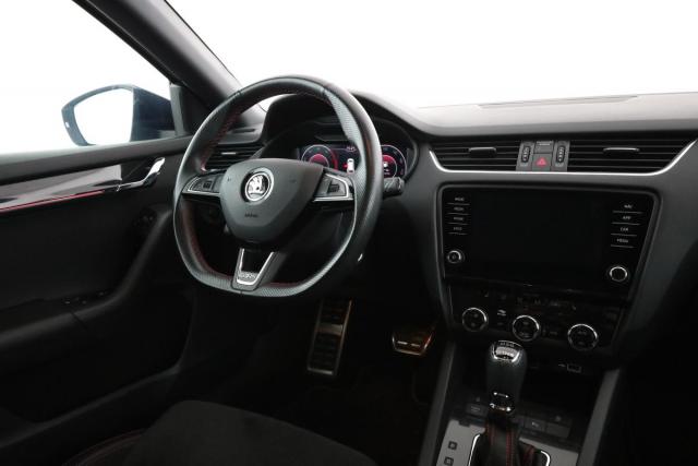 Skoda Octavia image 2