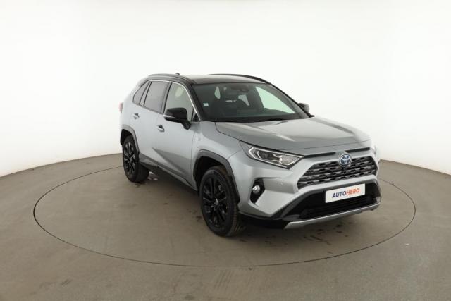 Toyota Rav4 image 2