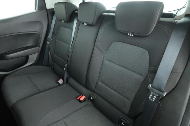 Renault Clio image 9