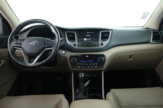 Hyundai Tucson image 6