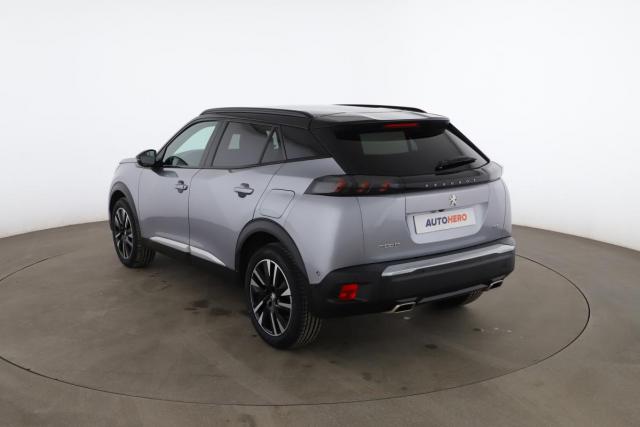 Peugeot 2008 image 8