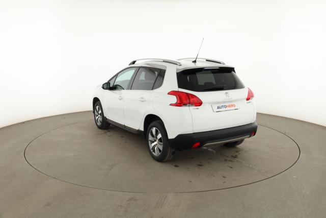 Peugeot 2008 image 9