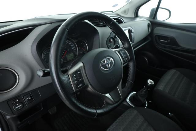 Toyota Yaris image 9
