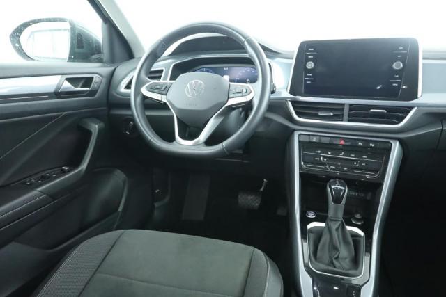 Volkswagen T-Roc image 3