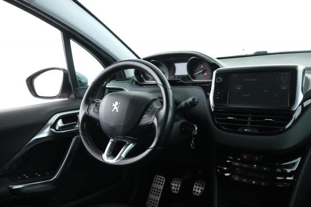 Peugeot 2008 image 6