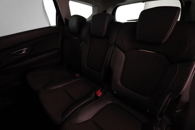 Renault Grand Scénic image 1