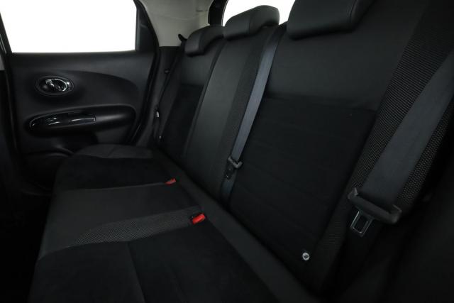 Nissan Juke image 8