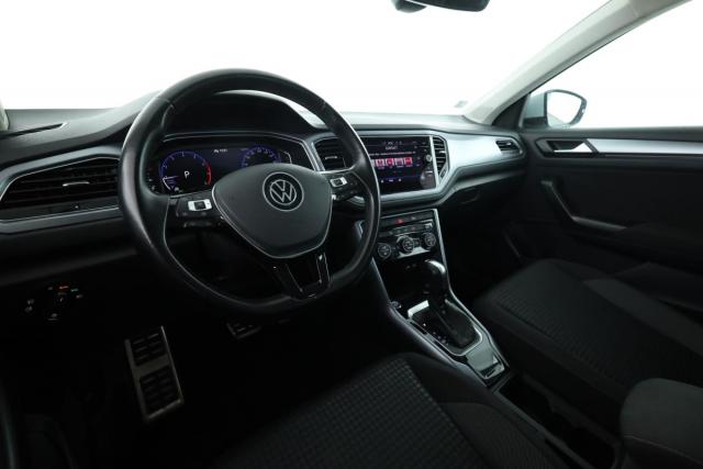 Volkswagen T-Roc image 7