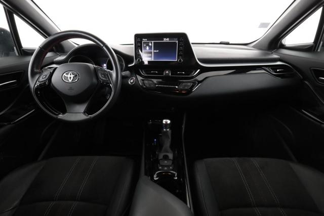 Toyota C-Hr image 5