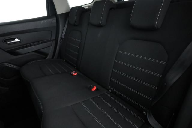 Dacia Duster image 8
