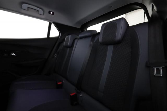 Peugeot 2008 image 4
