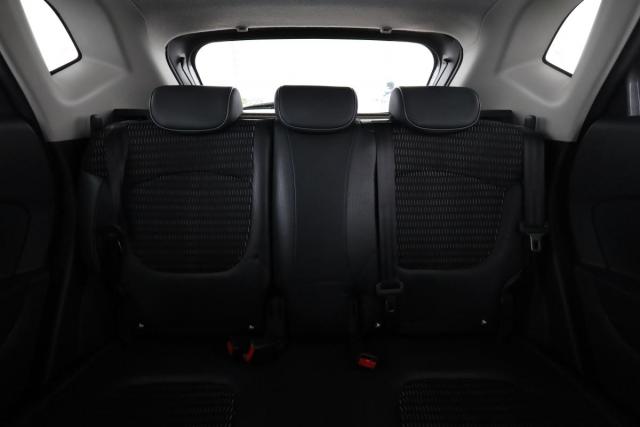 Renault Captur image 9