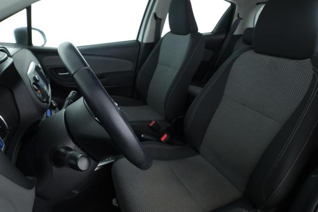 Toyota Yaris image 8