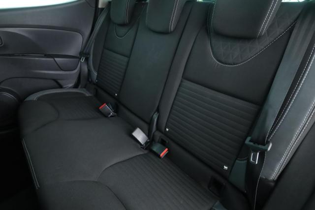 Renault Clio image 9