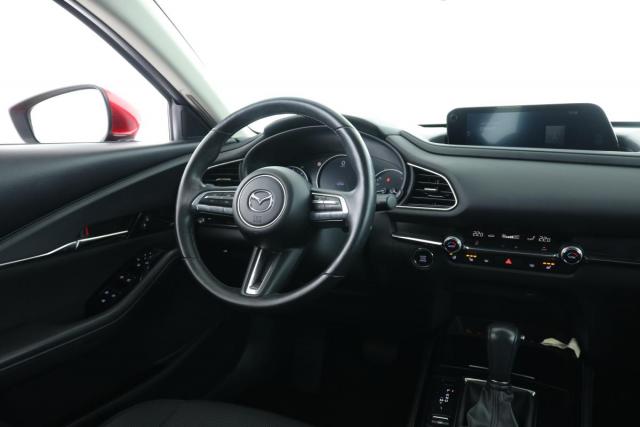 Mazda Cx-30 image 9