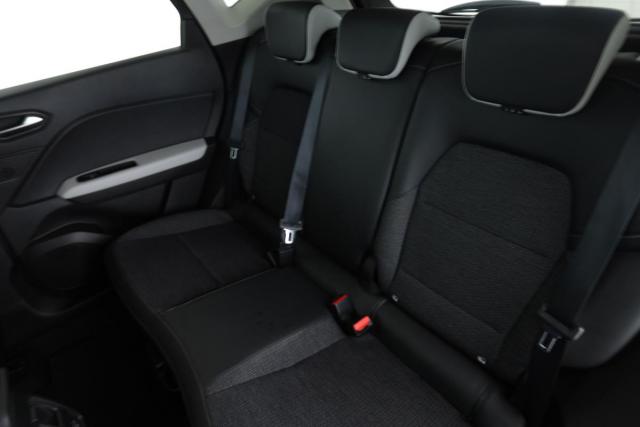 Renault Captur image 8