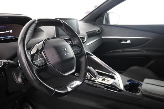 Peugeot 3008 image 2
