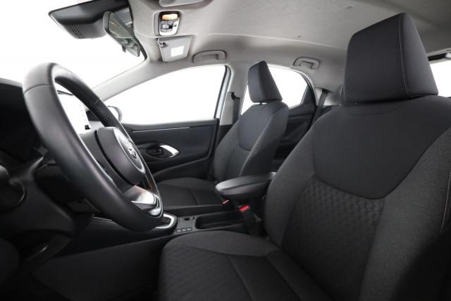 Toyota Yaris image 2