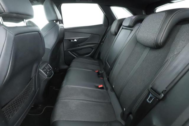 Peugeot 3008 image 6