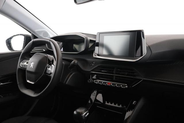 Peugeot 208 image 9