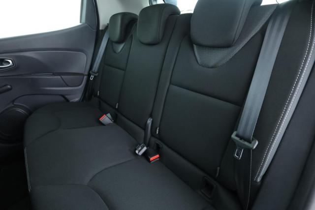 Renault Clio image 8