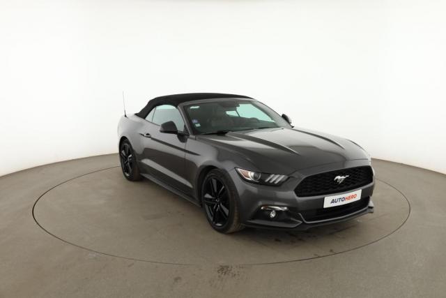 Ford Mustang image 6