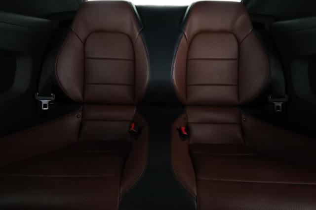 Ford Mustang image 5